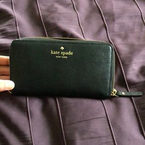 Black Kate spade wallet